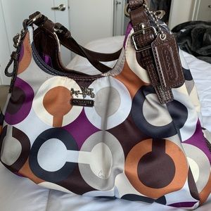 Coach Maddison Maggie purse